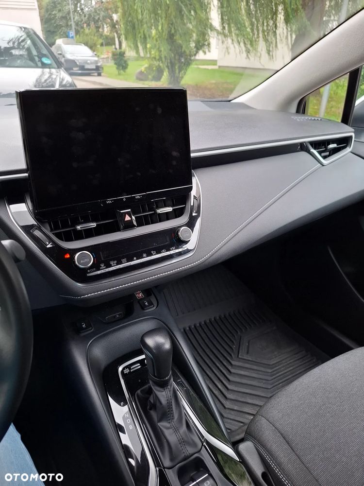 Toyota Corolla 1.8 Hybrid Style - 3