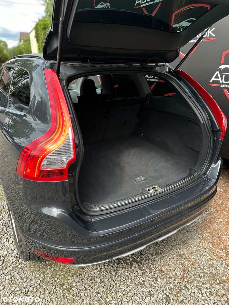 Volvo XC 60 - 30
