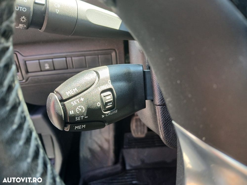 Peugeot 308 1.2L PureTech S&S BVM6 Active Pack - 11