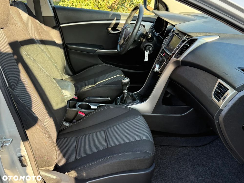 Hyundai i30 1.4 Advantage - 10