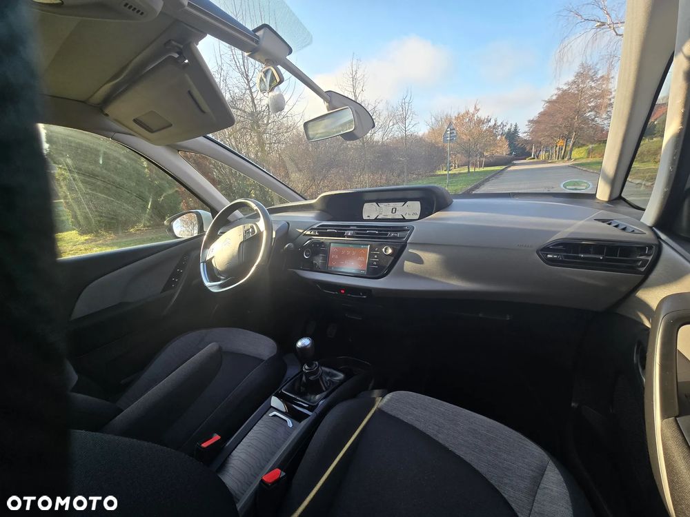 Citroën C4 Grand Picasso e-HDi 115 Intensive - 19