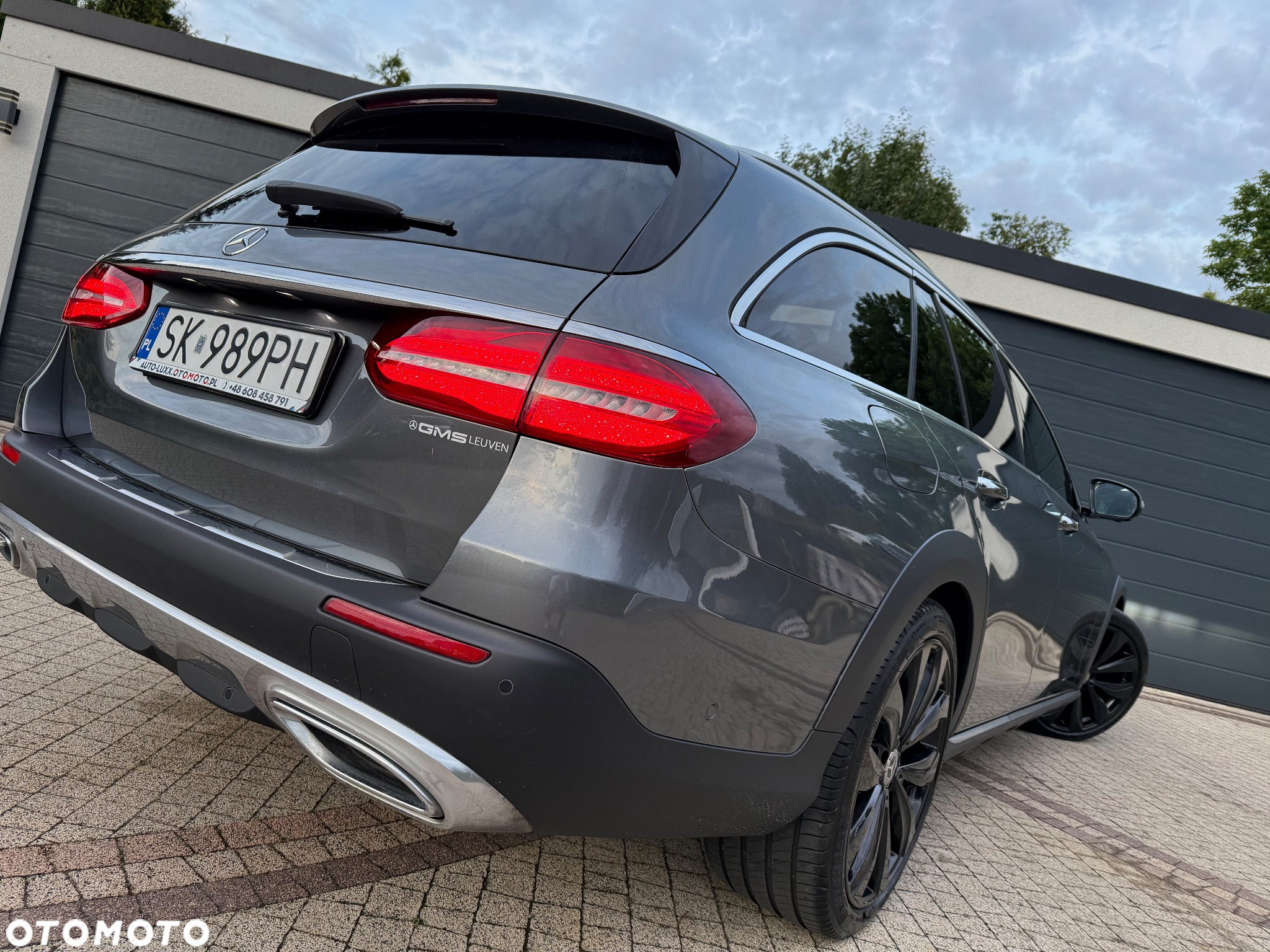 Mercedes-Benz Klasa E 220 d 4Matic T All-Terrain 9G-TRONIC Exclusive - 16