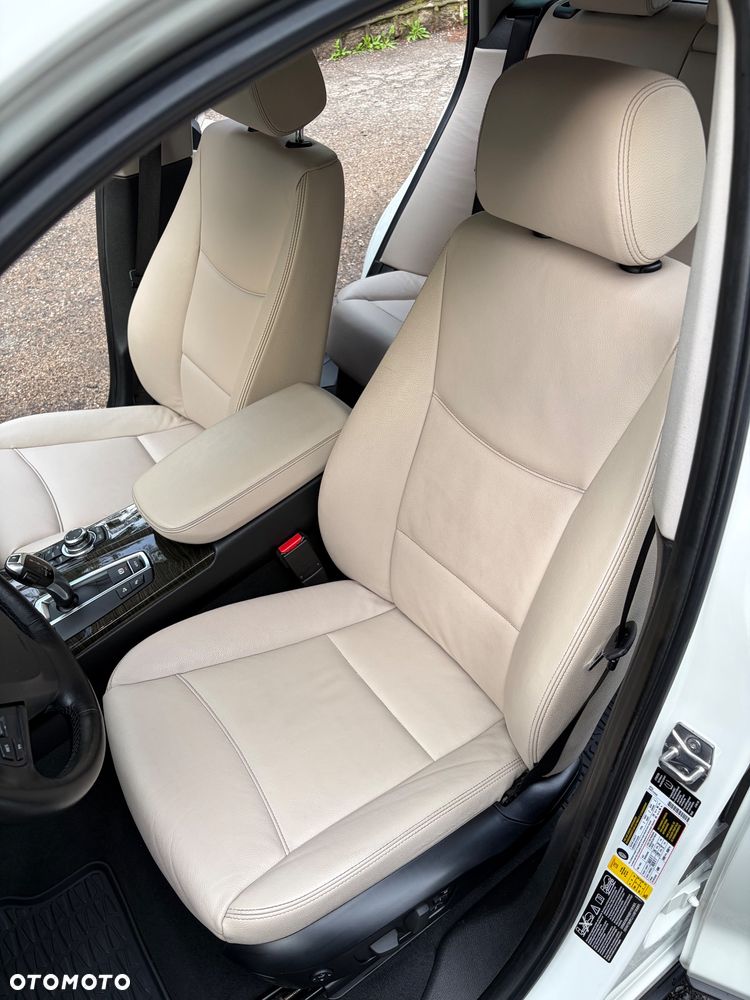 BMW X3 28i xDrive - 7
