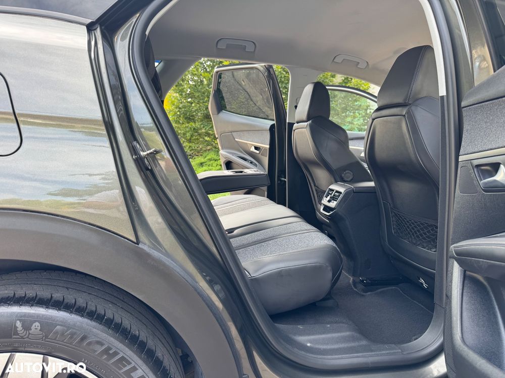 Peugeot 3008 1.6 BlueHDI S&S EAT6 Allure - 18