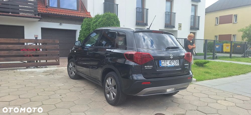 Suzuki Vitara 1.5 Strong Hybrid Elegance Sun 4WD AGS - 11