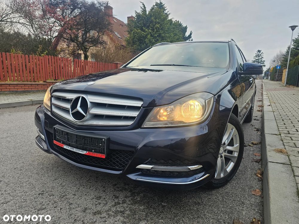 Mercedes-Benz Klasa C 200 CDI BlueEff Elegance - 2
