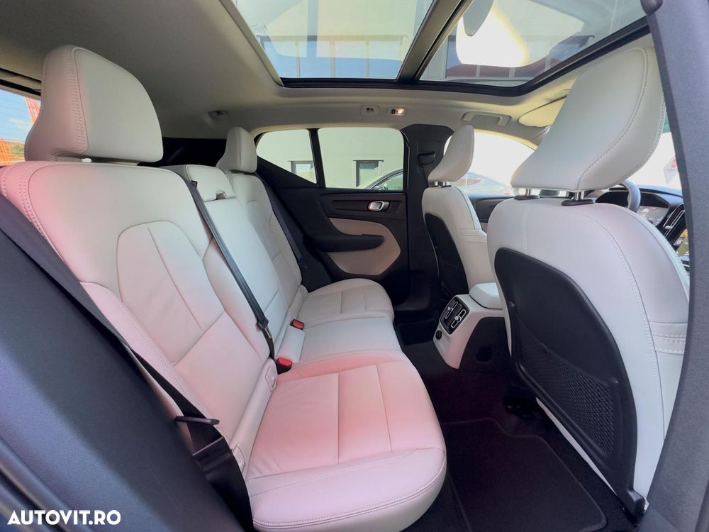 Volvo XC 40 Recharge T5 Twin Engine AT7 R-Design - 19
