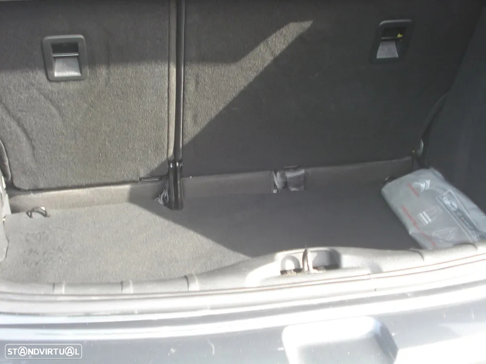Citroën C3 1.6 BlueHDi Collection - 15