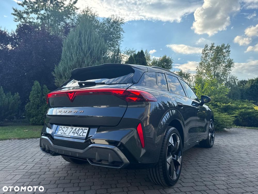 Cupra Terramar 1.5 e-Hybrid DSG VZ - 24