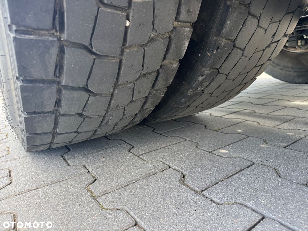 MAN TGS 18.510 BOGATA WERSJA PRZÓD/TYŁ PODUSZKI - 18