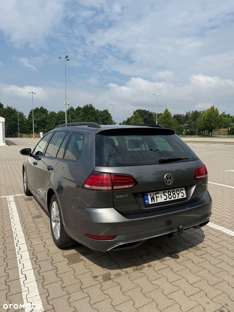 Volkswagen Golf - 8