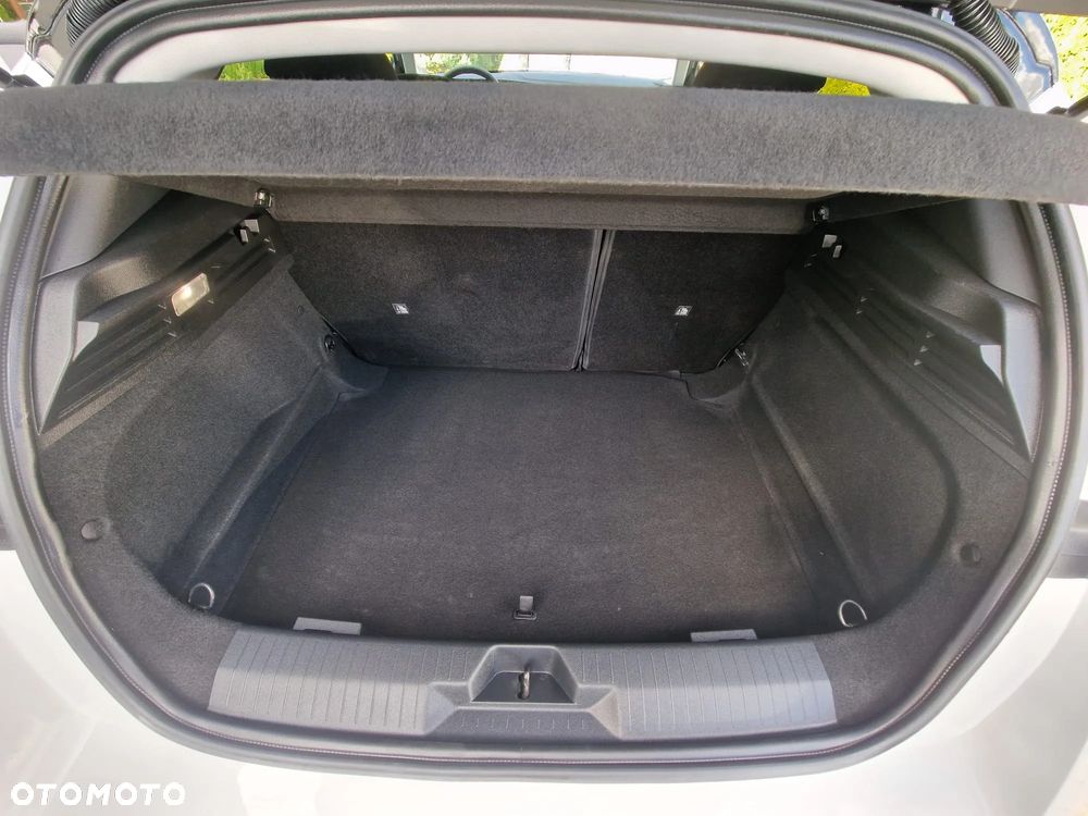 Opel Astra VI 1.2 T Business Edition S&S - 18