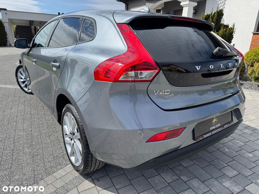 Volvo V40 D2 Summum - 11