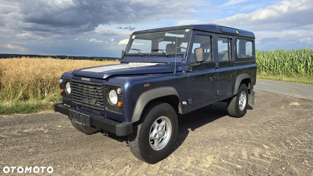 Land Rover Defender - 29