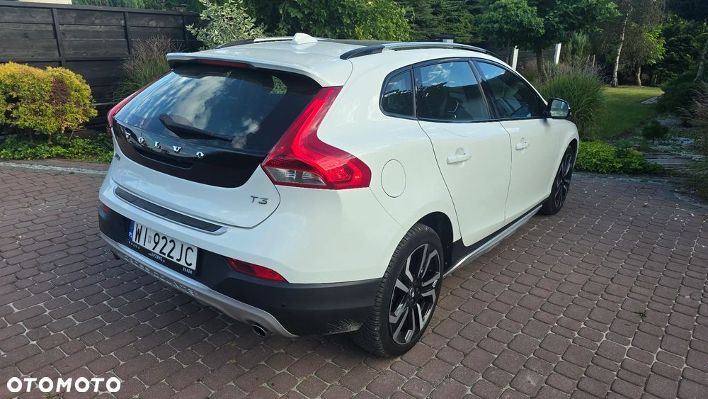 Volvo V40 Cross Country T3 Drive-E Summum - 22