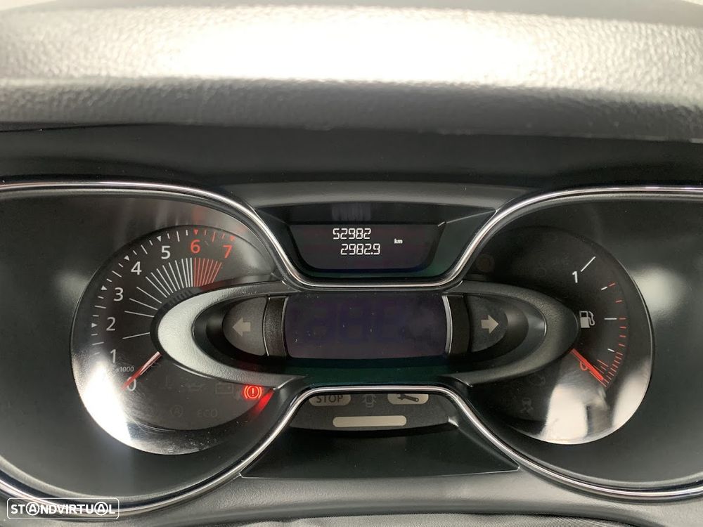 Renault Captur 1.2 TCe Exclusive EDC - 8