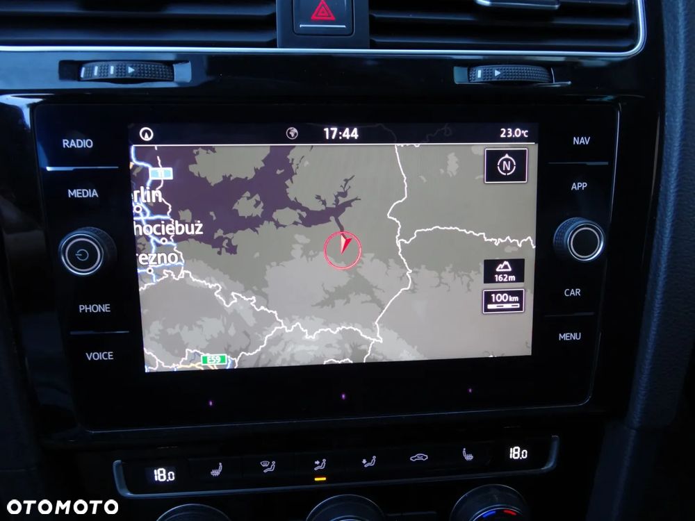 Volkswagen Golf 2.0 TDI BMT Comfortline EU6 - 29