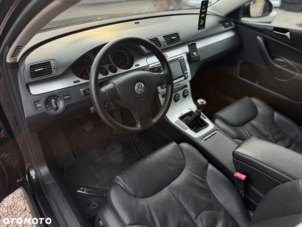 Volkswagen Passat 2.0 TDI DPF 4Motion Highline - 20