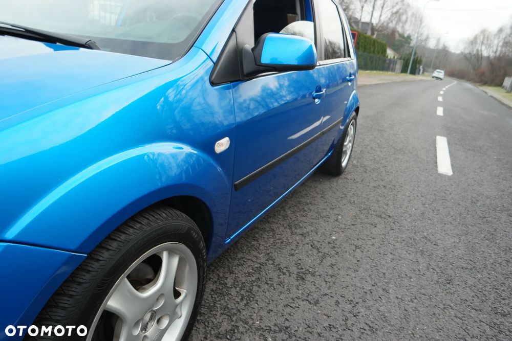 Ford Fiesta 1.4 Ambiente - 12