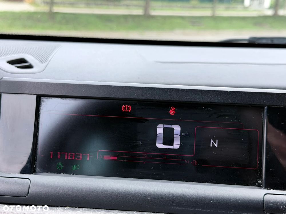 Citroën C4 Cactus 1.2 PureTech Feel Edition S&S ETG - 12