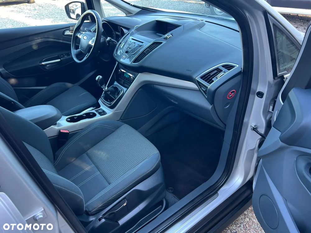 Ford C-MAX 2.0 TDCi Titanium - 17
