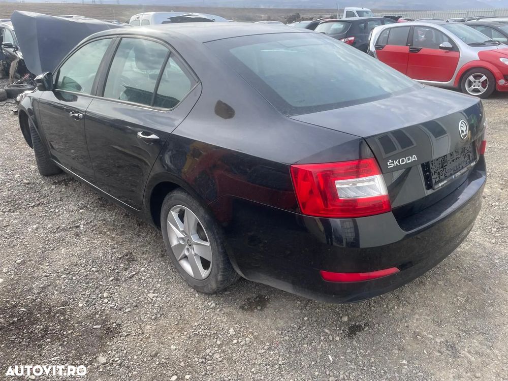 Dezmembram Skoda Octavia 3 1.6 tdi CLH - 7