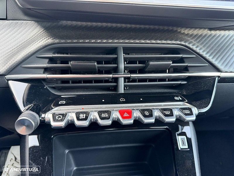 Peugeot e-2008 54 kWh Style - 15