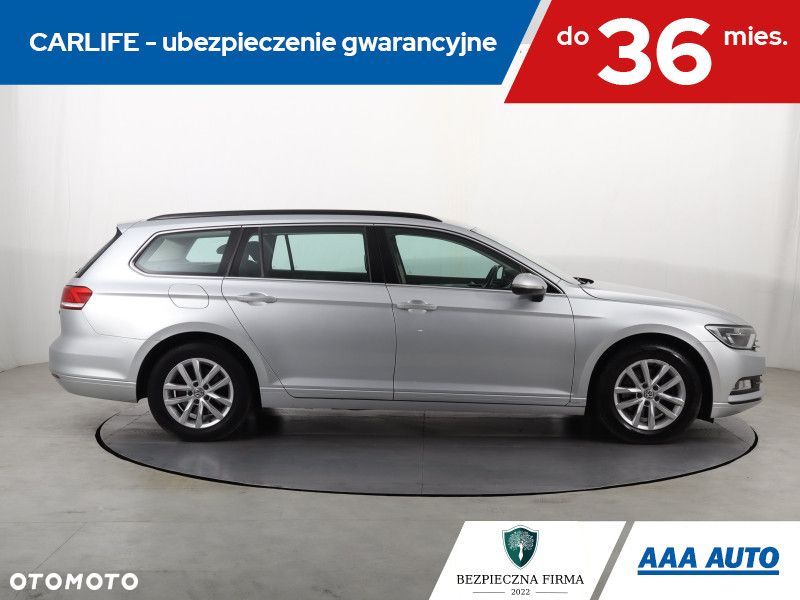 Volkswagen Passat Variant - 8