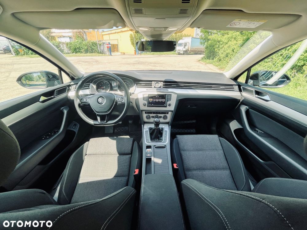 Volkswagen Passat 1.8 TSI BMT Comfortline - 8