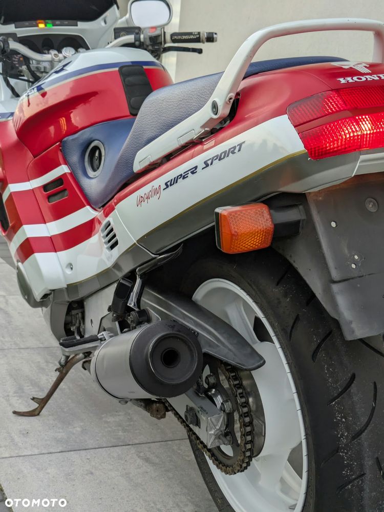 Honda CBR - 6