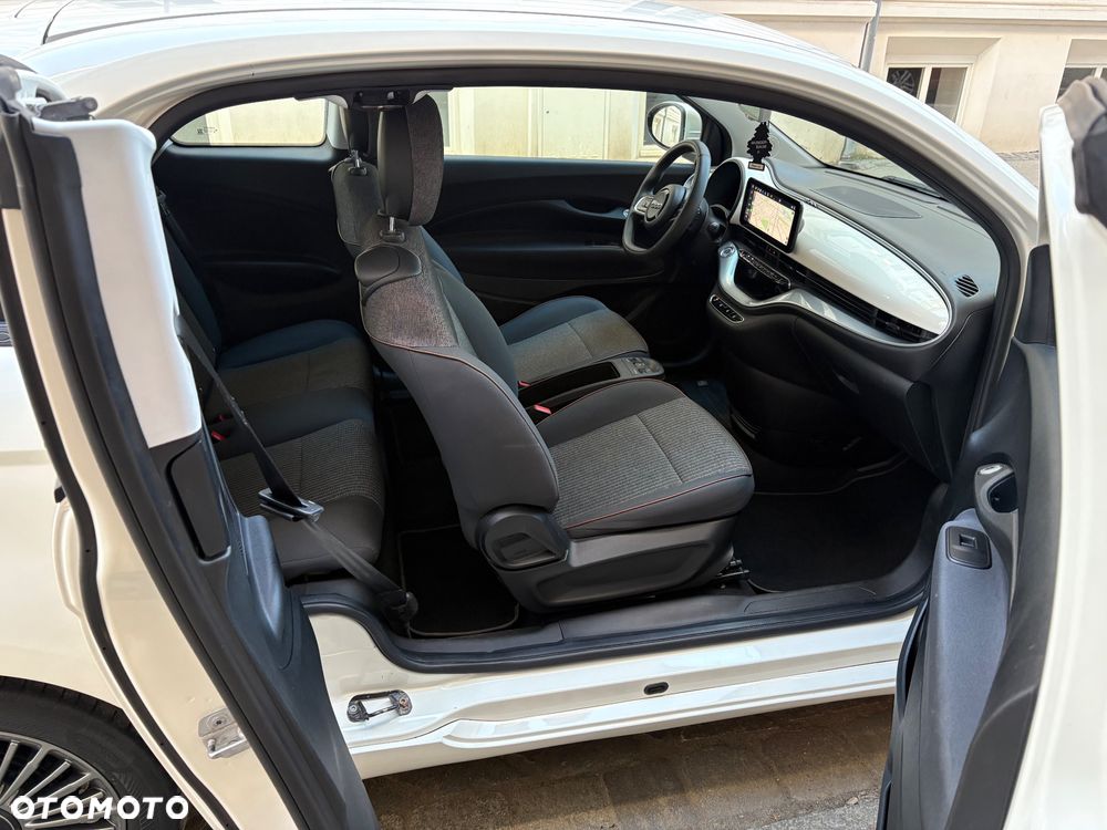 Fiat 500e La Prima - 18