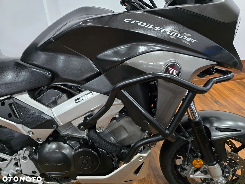 Honda VFR - 11
