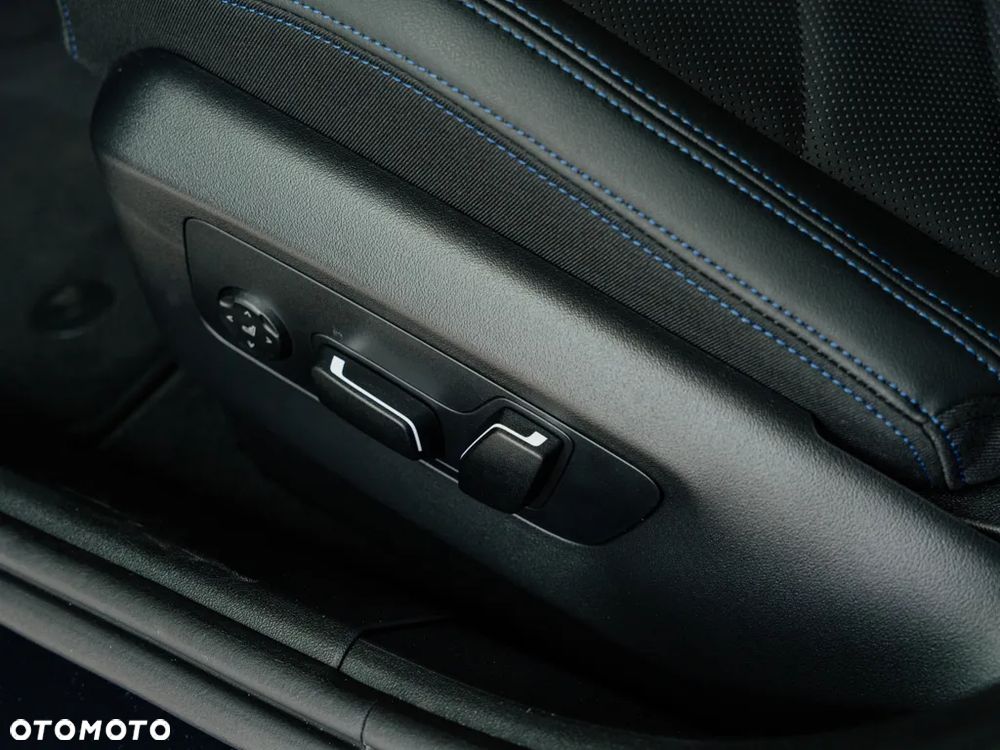 BMW Seria 5 530e xDrive PHEV M Sport - 15