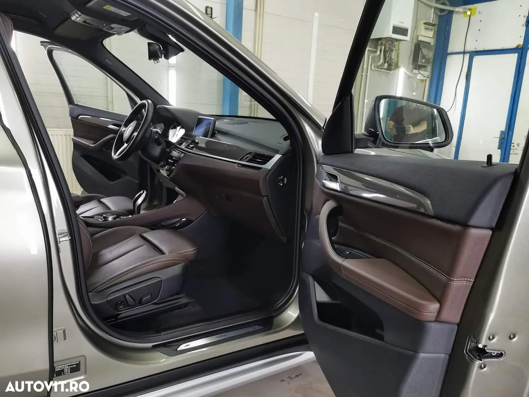BMW X1 xDrive20d AT - 10