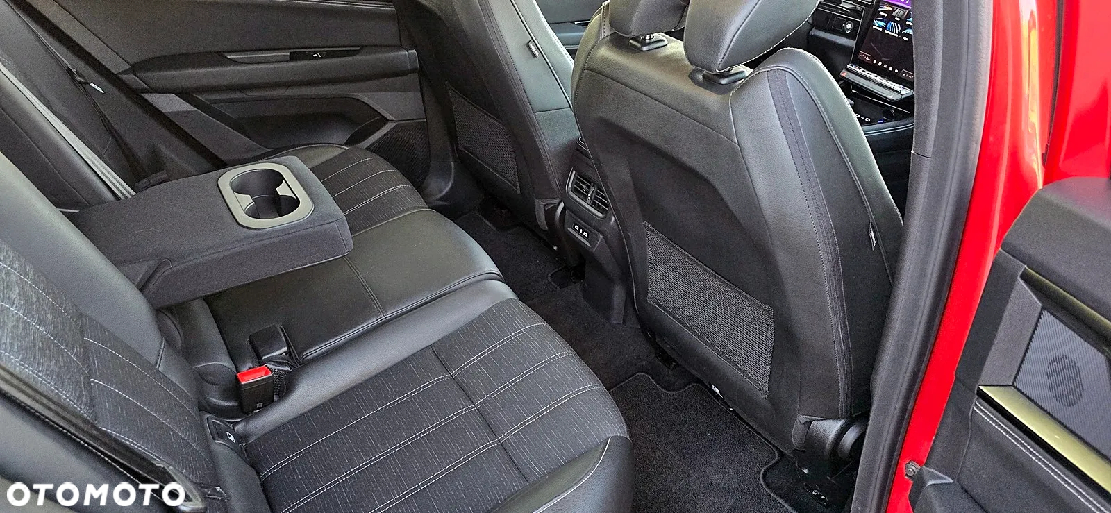 Renault Austral 1.2 E-Tech Full Hybrid 200 Techno MMT - 8