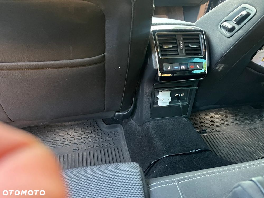 Skoda Superb 2.0 TDI SCR Style - 3