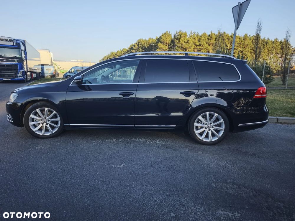 Volkswagen Passat 2.0 TDI DPF DSG Highline - 19