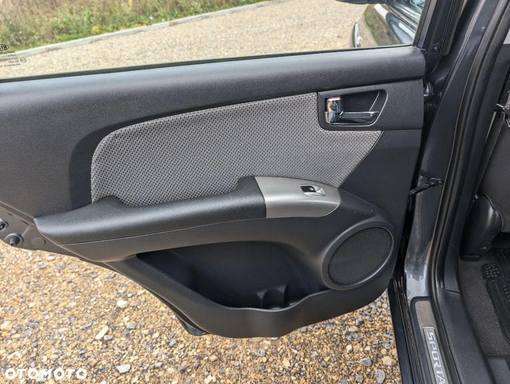 Kia Sportage 2.0 2WD LX - 13