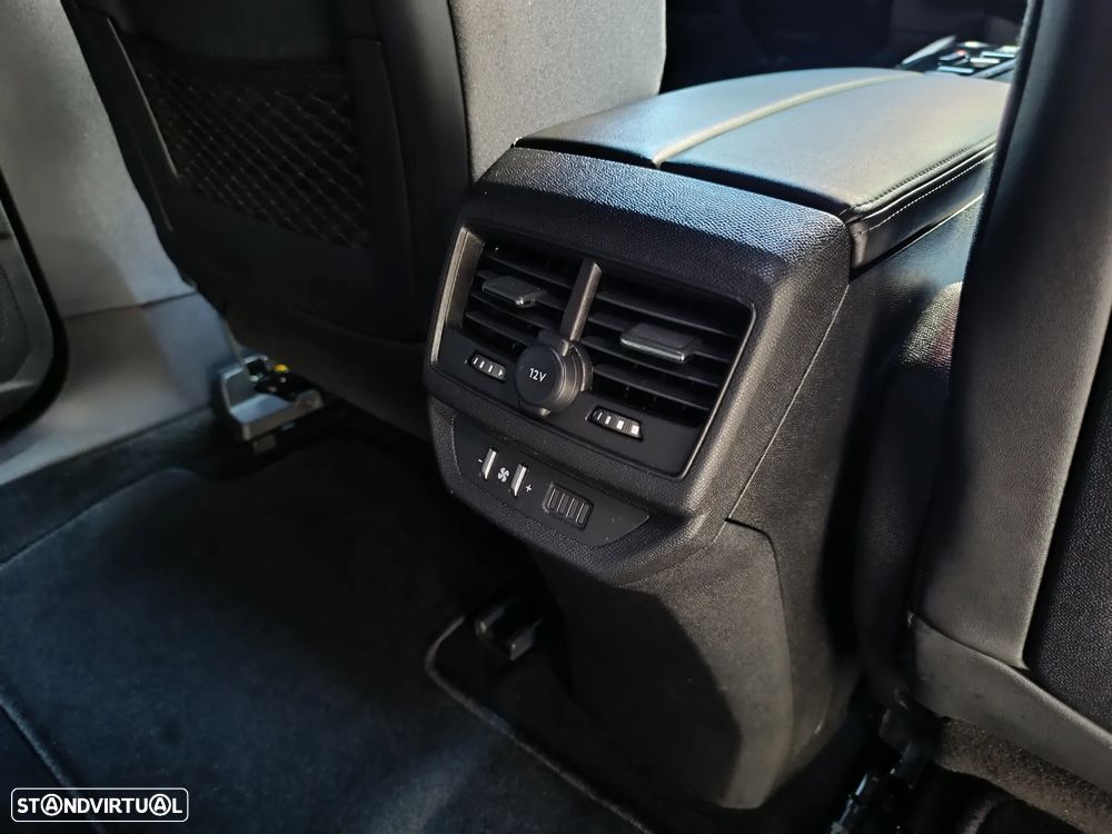 Peugeot 5008 PureTech 130 EAT8 Stop & Start Allure Pack - 33