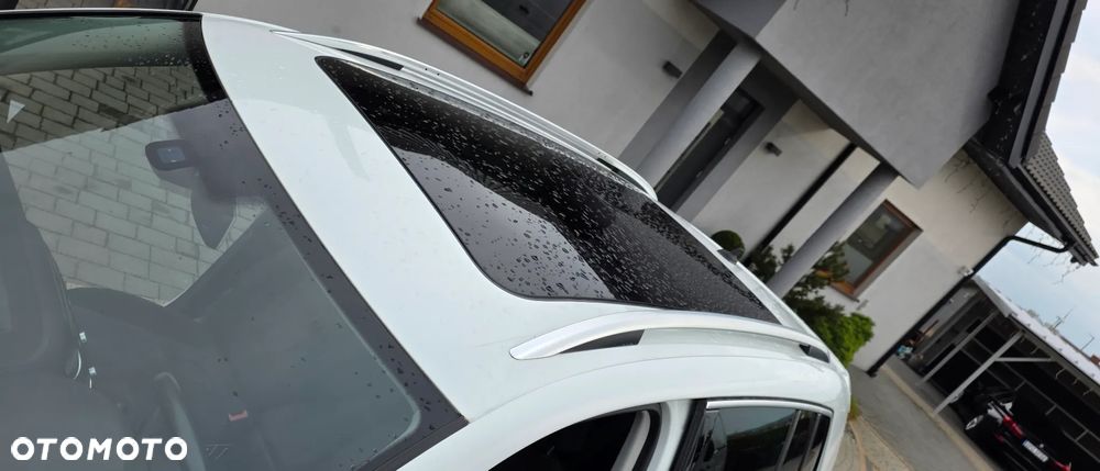 Volkswagen Tiguan 2.0 TDI DPF 4Motion BlueMotion Technology DSG Sport & Style - 29