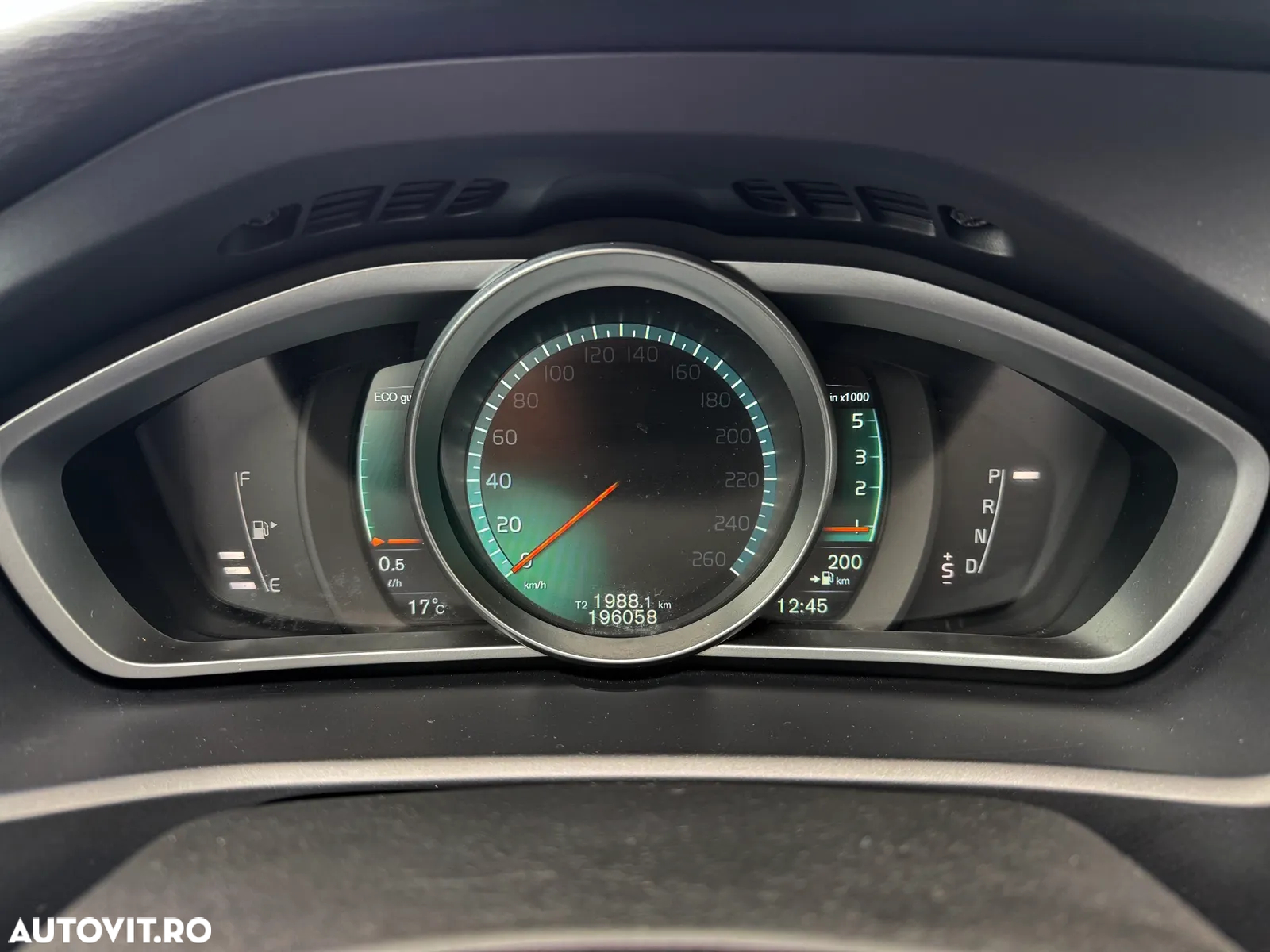 Volvo V40 D2 Aut. Summum - 19