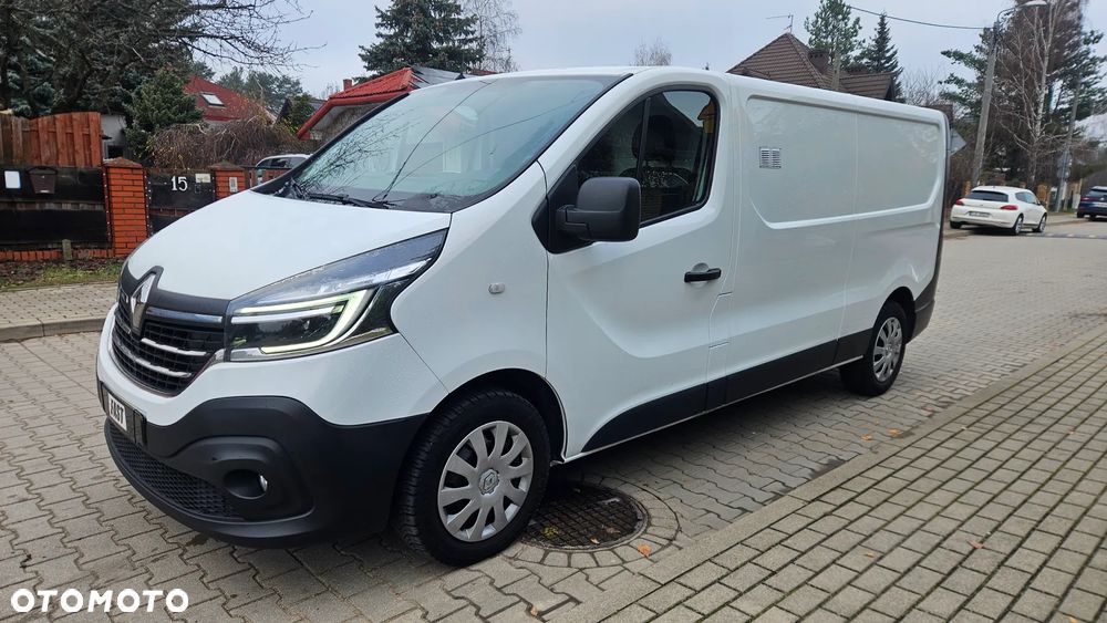 Renault TRAFIC - 2