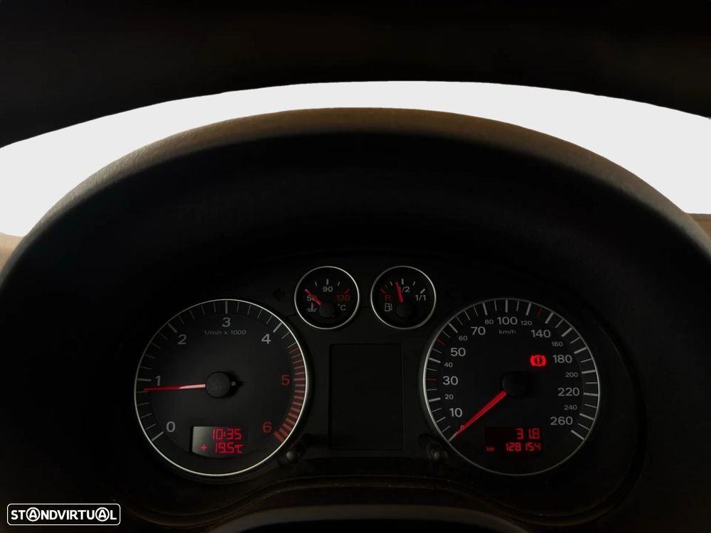 Audi A3 2.0 TDI Ambiente - 7