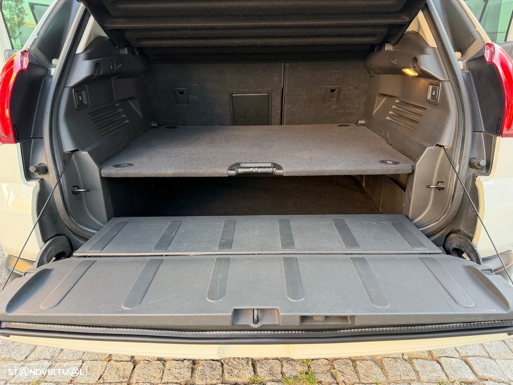 Peugeot 3008 1.6 HDi Style - 24