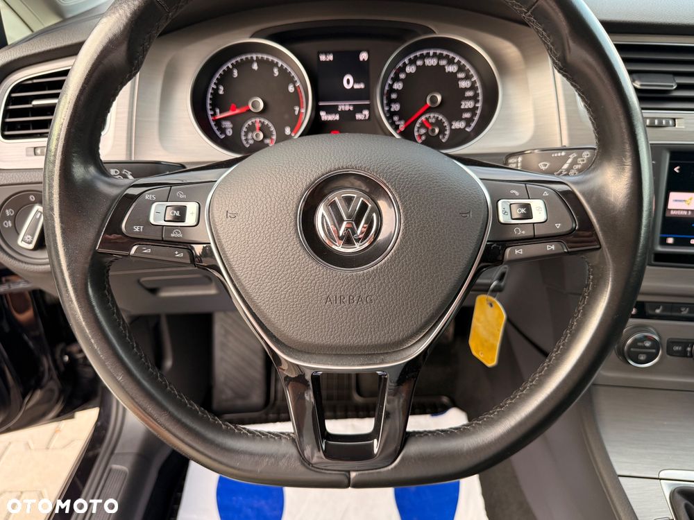 Volkswagen Golf 1.4 TSI BMT Highline - 29