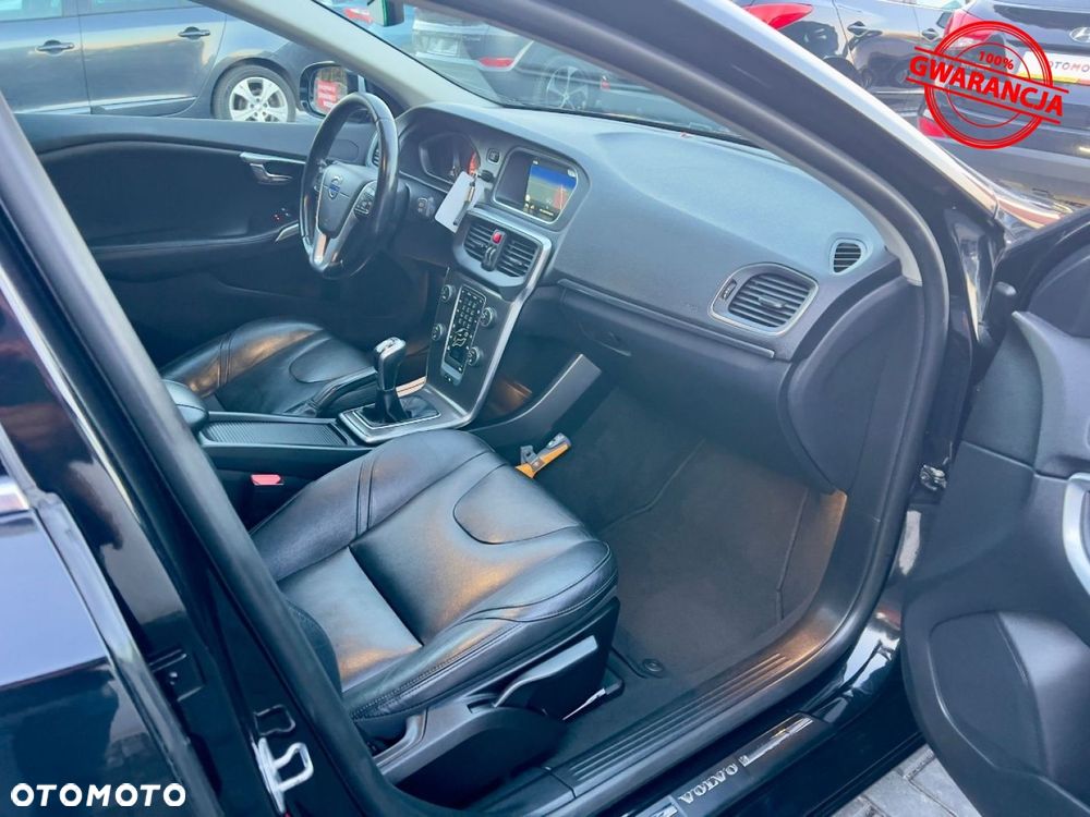 Volvo V40 D4 Summum - 26