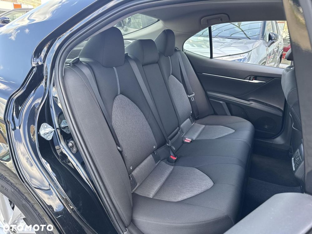 Toyota Camry 2.5 Hybrid Comfort CVT - 20
