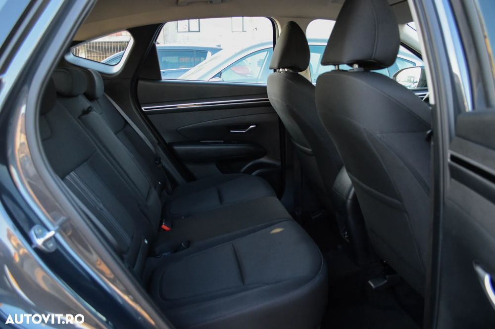 Hyundai Tucson 1.6 T-GDi HEV 2WD Advantage - 23