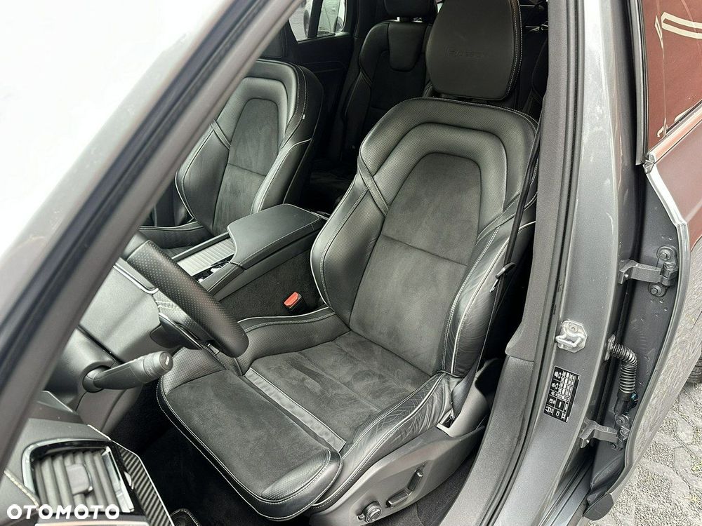 Volvo XC 90 D5 AWD R-Design 7os - 14