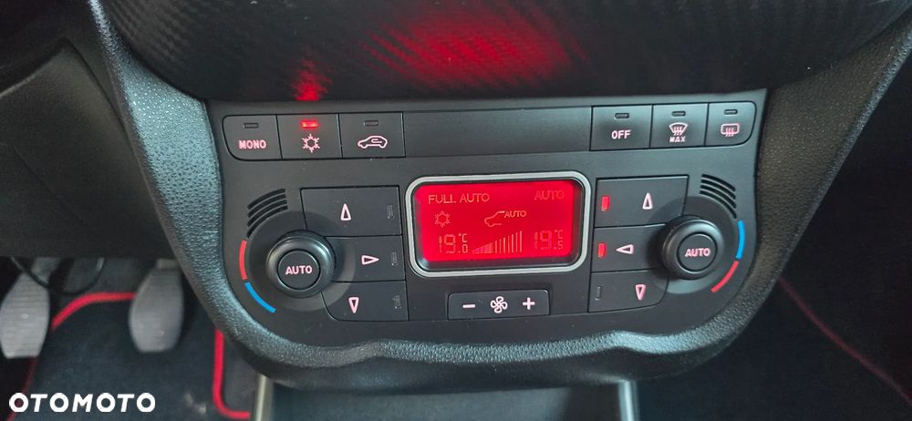 Alfa Romeo Mito TB 1.4 16V Turismo - 23